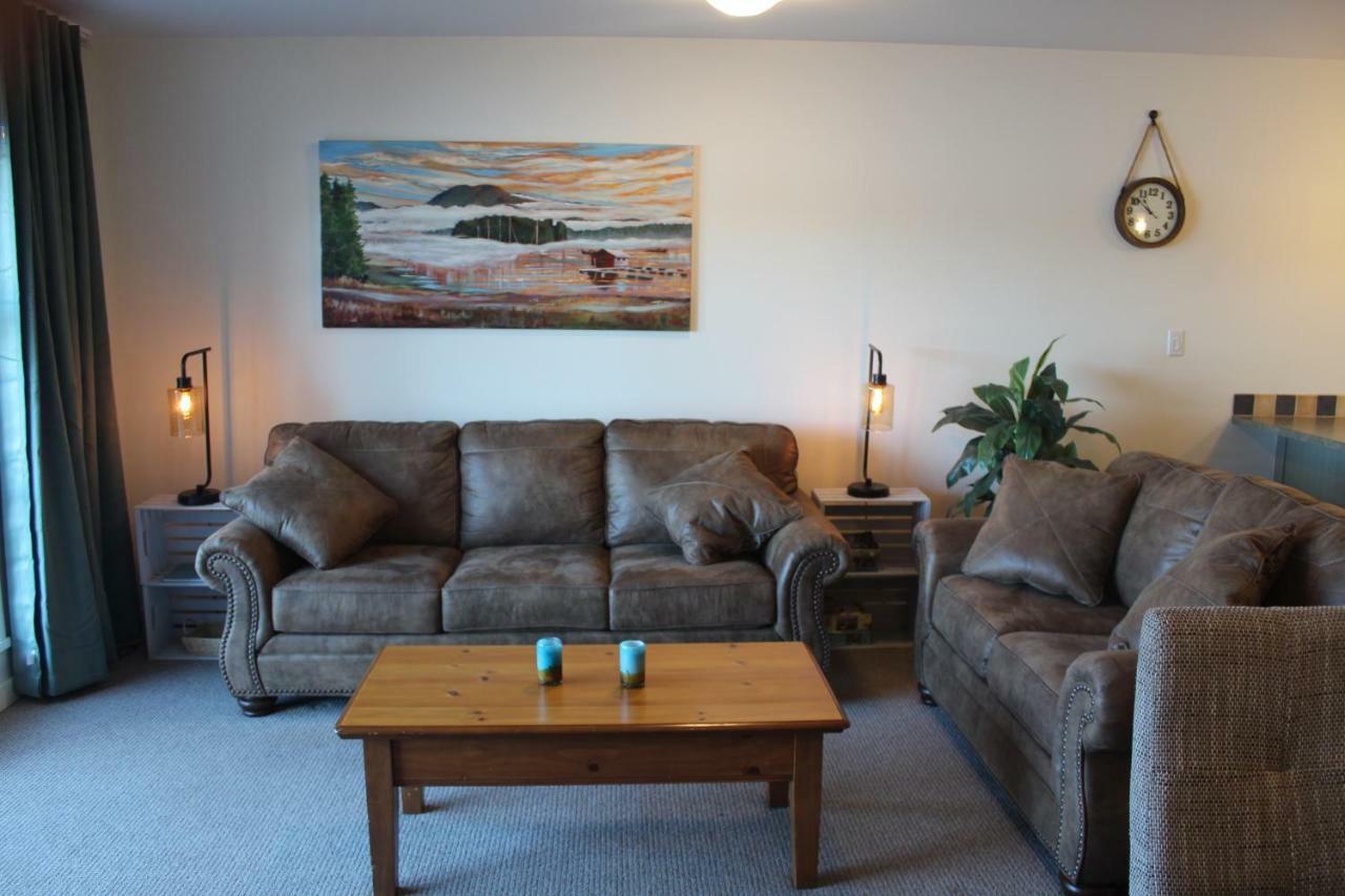 Ferienwohnung Siennas Harbour House Tofino Exterior foto