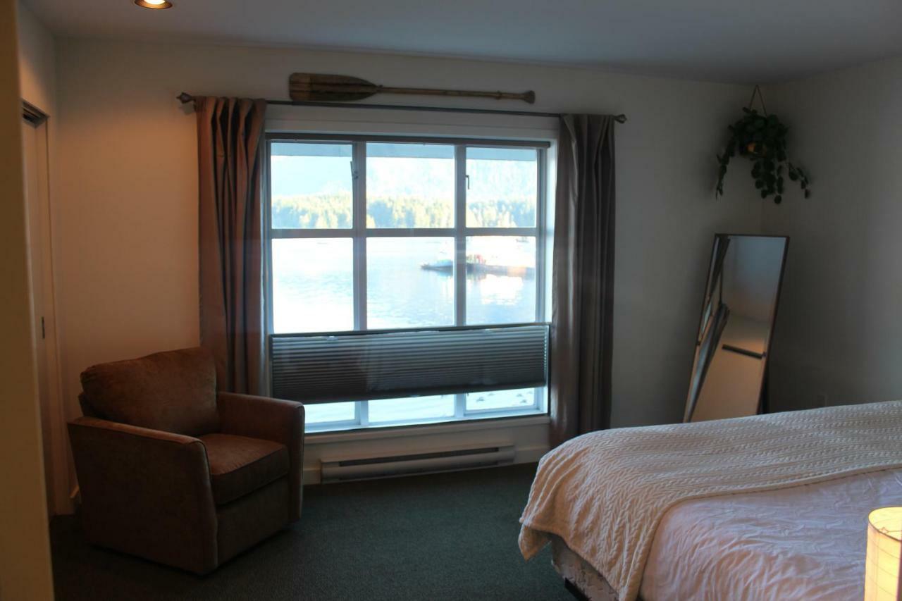 Ferienwohnung Siennas Harbour House Tofino Exterior foto